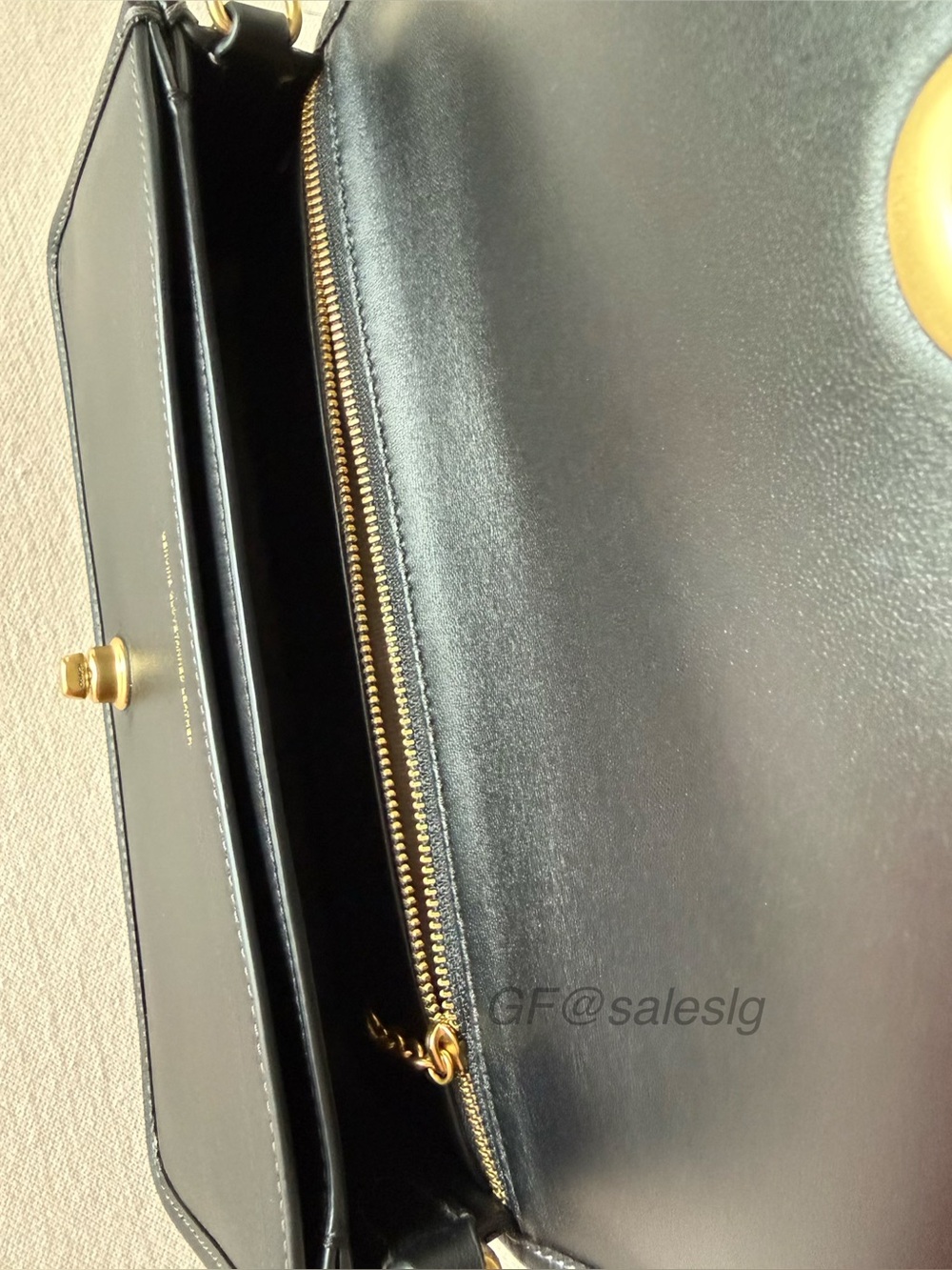 NWT Coach Dinky Shoulder Bag CW641 Black Glovetanned Leather Gold Hardware - Picture 11 of 15